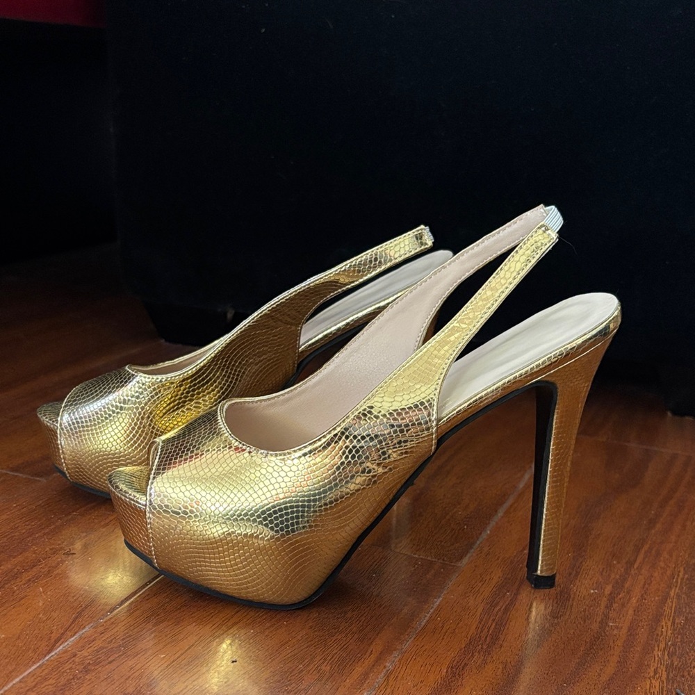 NEW Gold Slingback Peep-Toe Platform Heels for Women